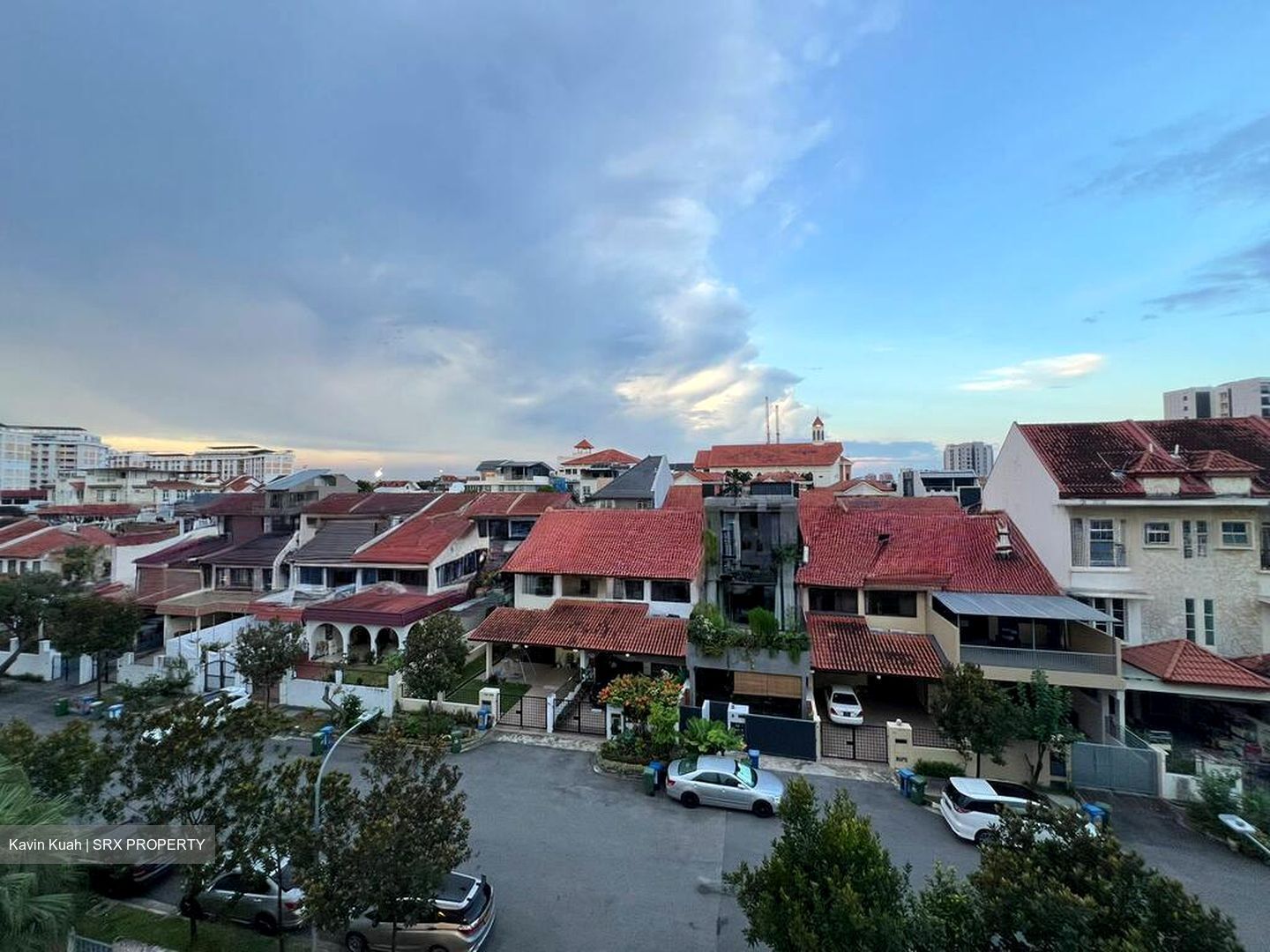 Recreation Road (D19), Terrace #498101261